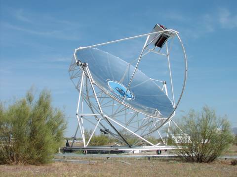 Dish/Stirling Versuchsanlage am europäischen Testzentrum Plataforma Solar de Almería in Spanien